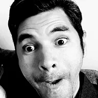 Manuel lópez, diseñador gráfico, trabaja en Arka studio